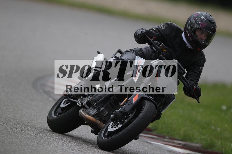 /Archiv-2025/10 23.04.2025 Cornu Master School ADR/gruen-vert/67